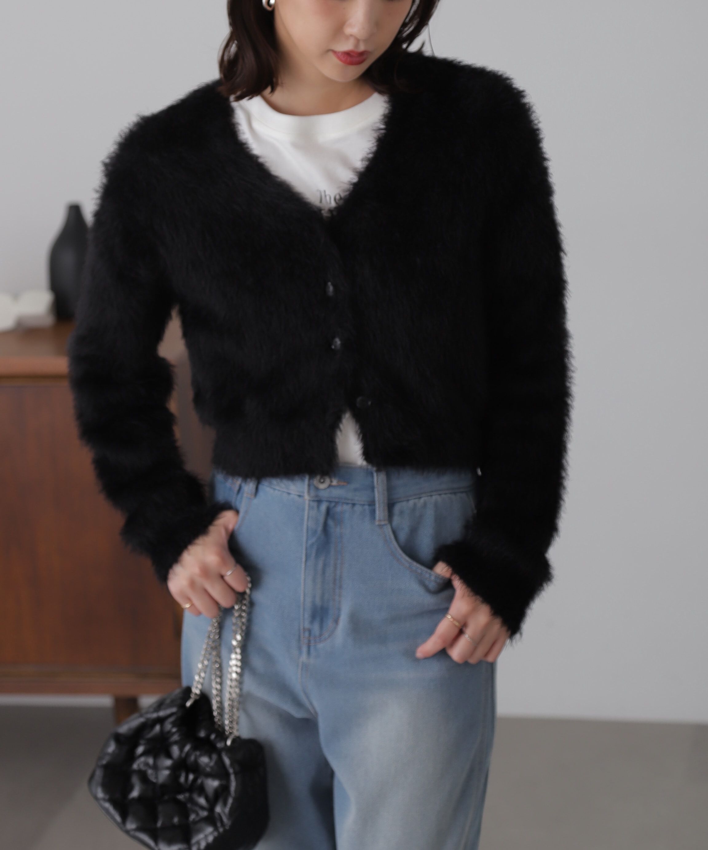  「Vネックフェザーショート丈カーディガン」|ニット・セーター|