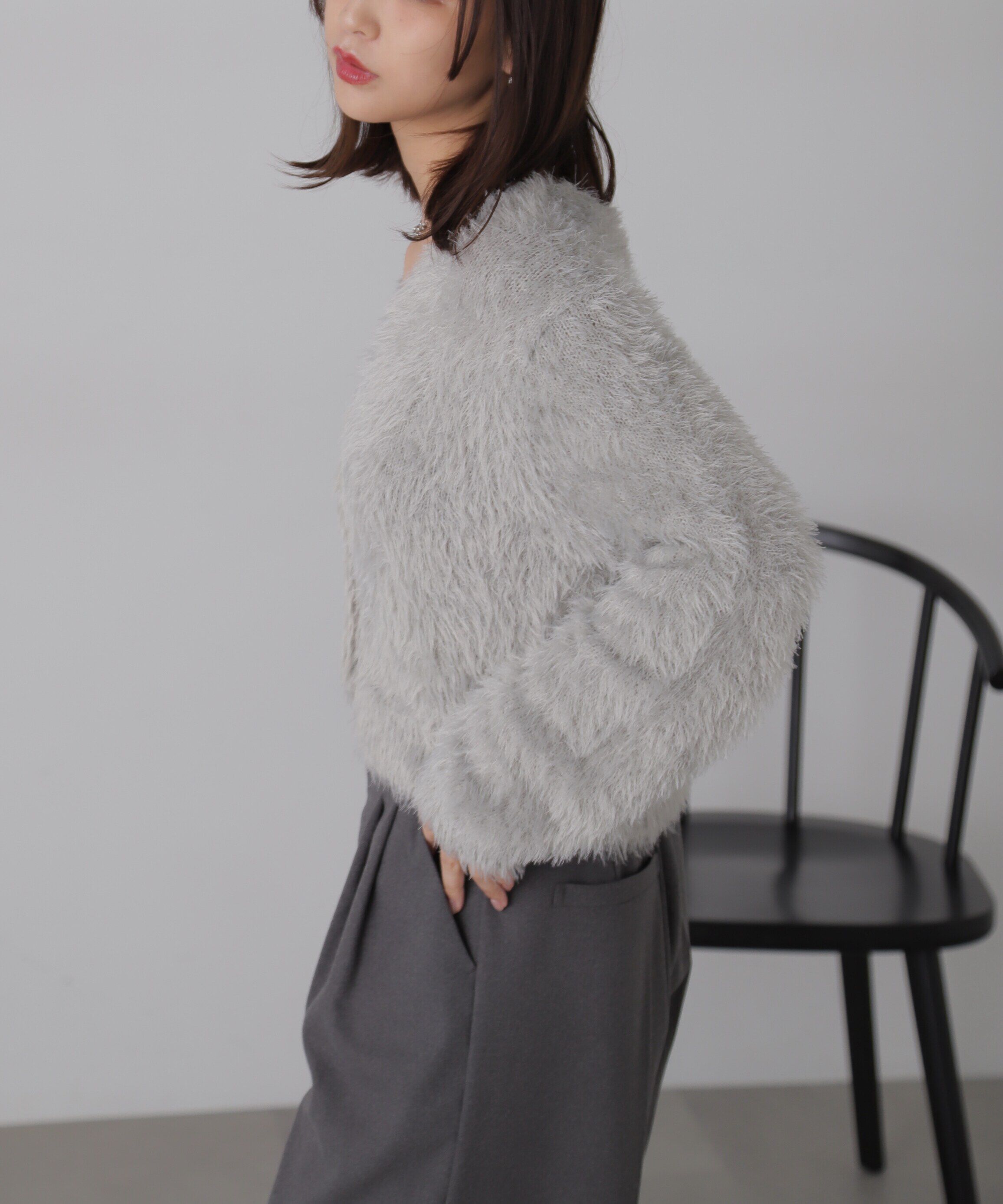  「Vネックフェザーショート丈カーディガン」|ニット・セーター|