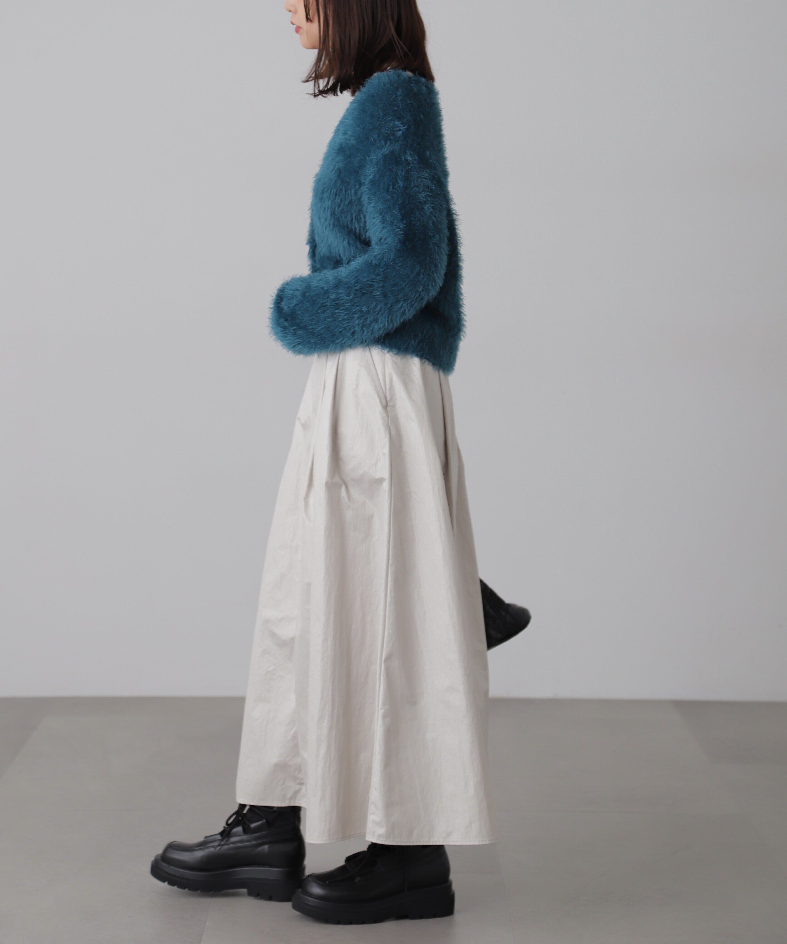  「Vネックフェザーショート丈カーディガン」|ニット・セーター|