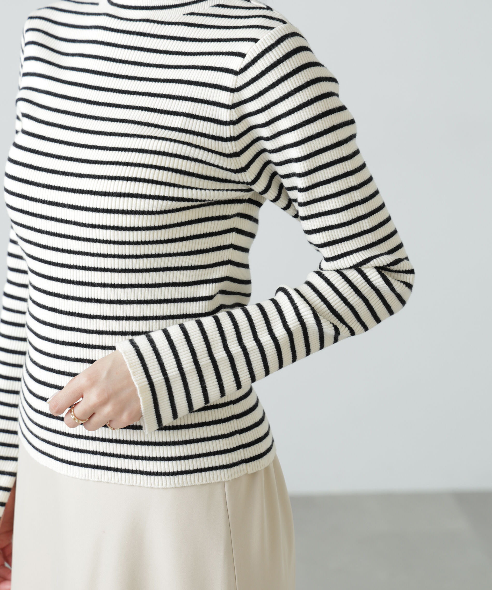  「〈洗える〉マシンウォッシャブルボトルネックリブニット」|ニット・セーター|