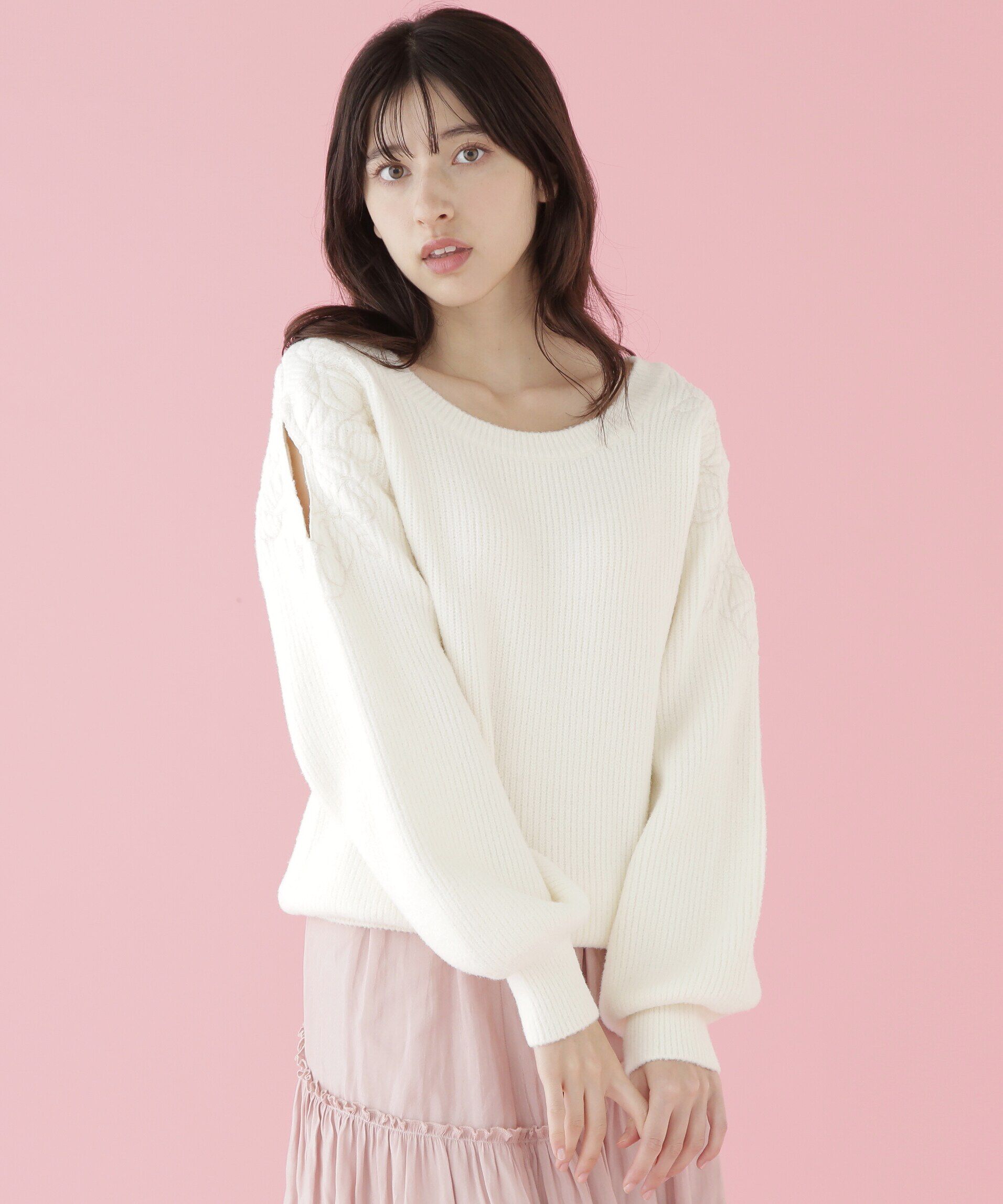  「肩開きリボンエンブロイダリーニット」|ニット・セーター|