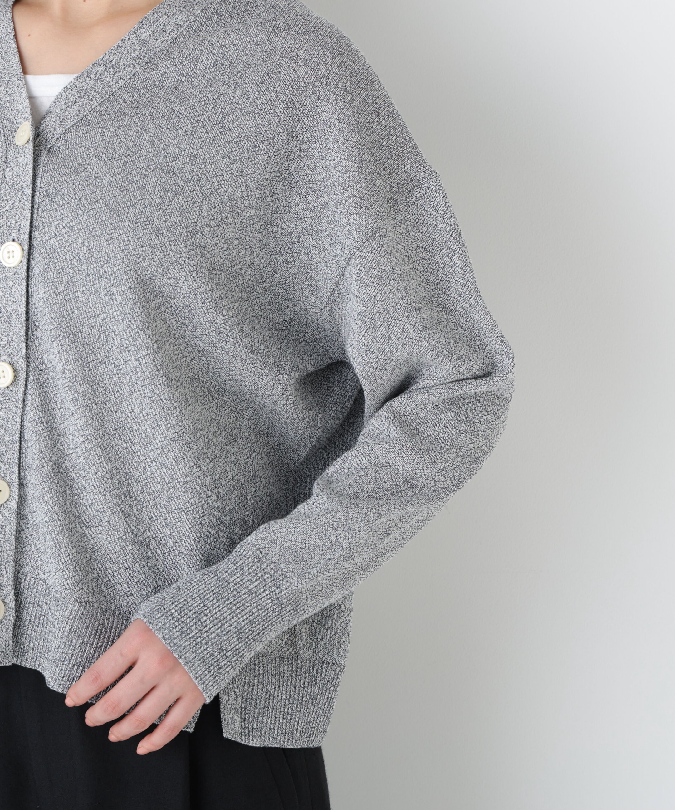  「◆ペーパーヤーンＶネックカーディガン」|ニット・セーター|