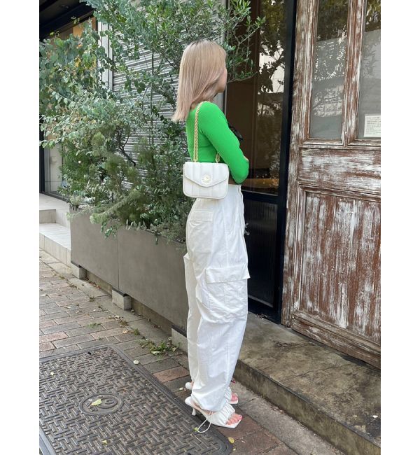 EVRIS「ワンショルダークロップドトップス」|Tシャツ・カットソー|