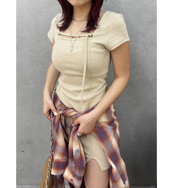 EVRIS「カットタイトハーフスリーブミニワンピース」|ワンピース|ベージュ