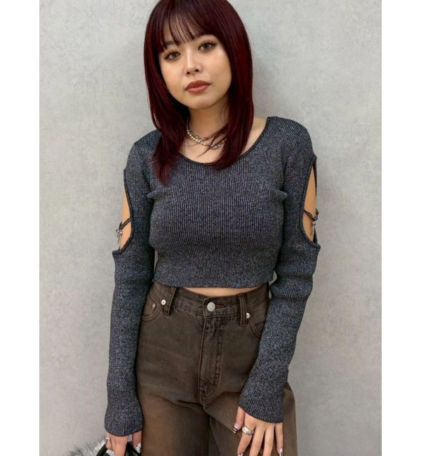 EVRIS「オープンアームラメチャームニットトップス」|ニット・セーター|ブラック