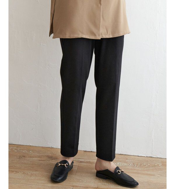 ikka「BeasyStretch テーパードパンツ」|スラックス|ブラック