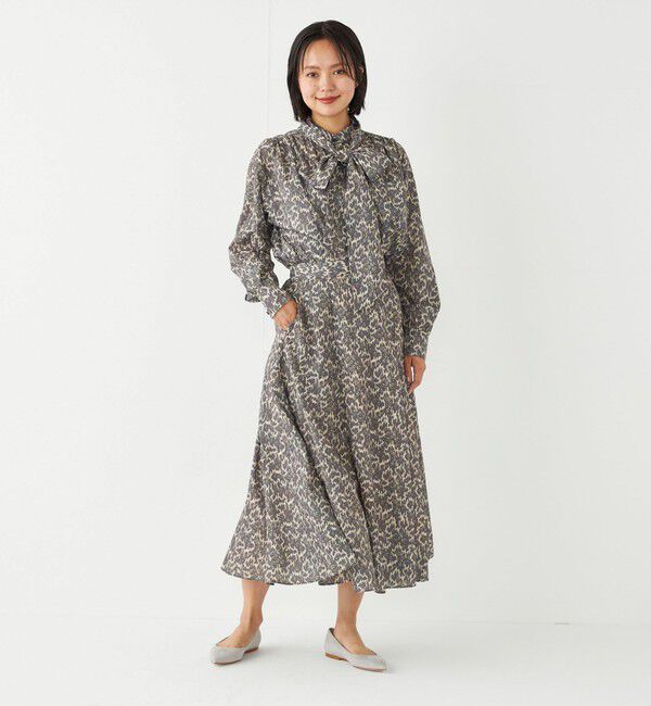 SHIPS Colors 「SHIPS Colors:〈洗濯機可能〉MULHOUSE レオパード ボータイ ブラウス」|シャツ・ブラウス|