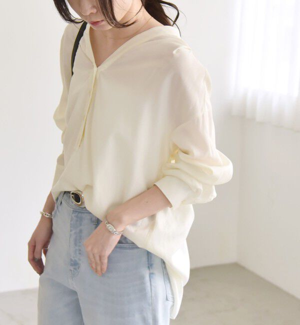 quaranciel「quaranciel:〈手洗い可能〉Vネック バック ギャザー ブラウス」|シャツ・ブラウス|