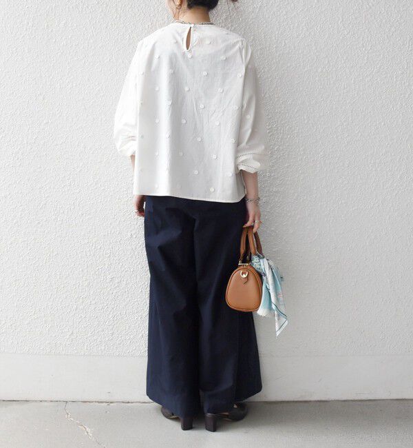 SHIPS any「SHIPS any:〈洗濯機可能〉フラワー モチーフ ハシゴレース クルーネック ブラウス」|シャツ・ブラウス|