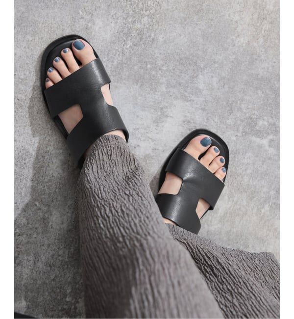 SLOBE IENA「《予約》L/UCCA/ルッカ フラットサンダル  LU-08D」|サンダル|