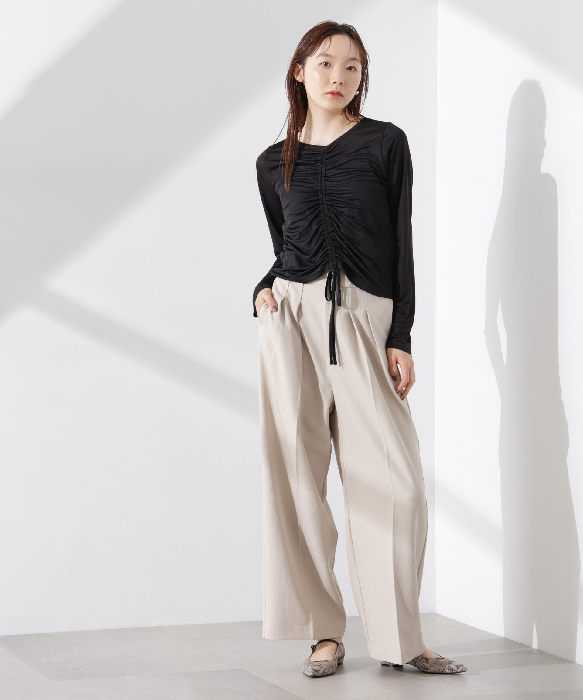 nano･universe「前後2wayフロントシャーリングトップス」|Tシャツ・カットソー|