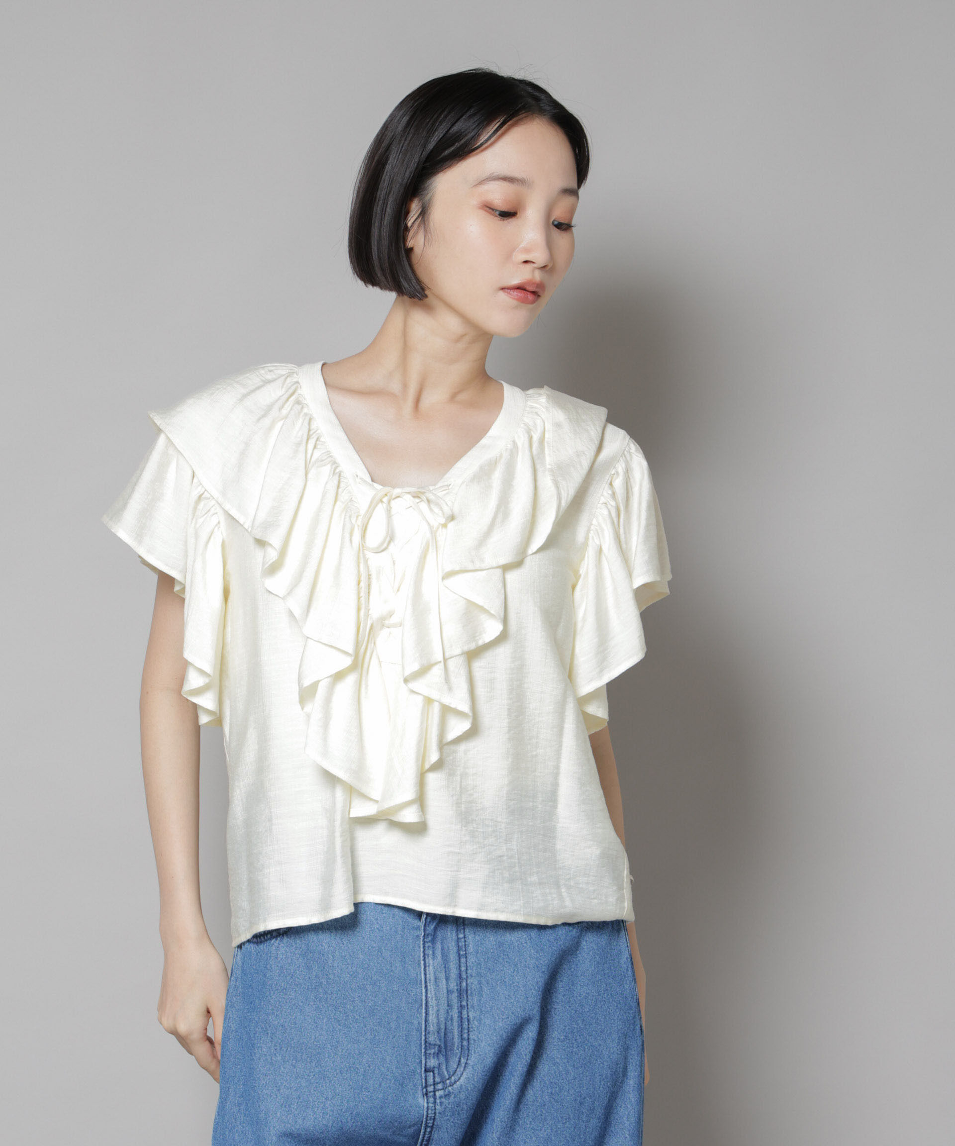 nano･universe「フリルディティールフロントレースアップブラウス」|シャツ・ブラウス|