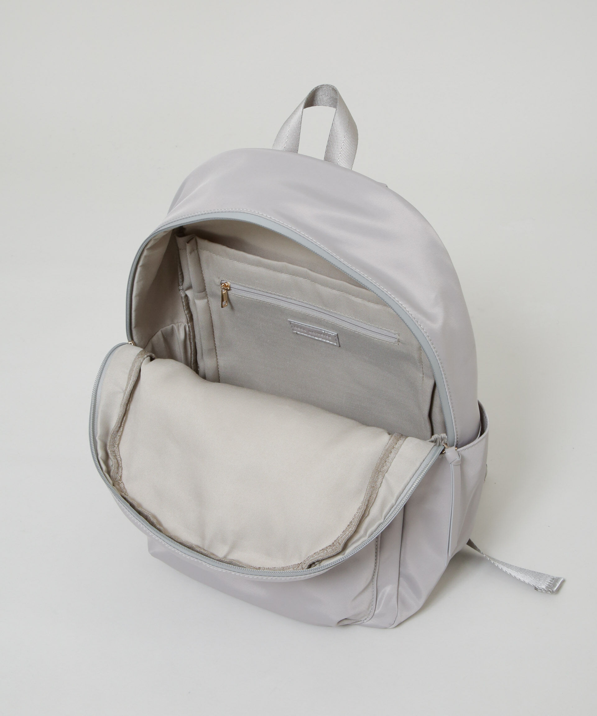 nano･universe「撥水マルチポケットリュック」|リュック|