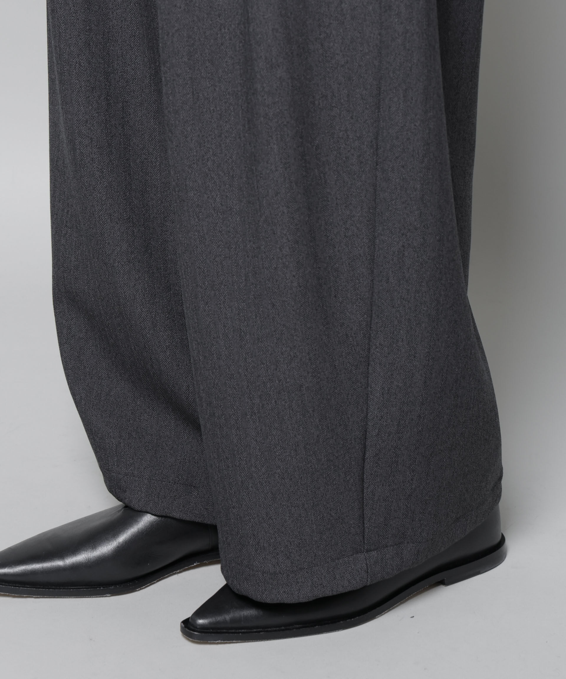 nano･universe「ヘリンボンツイードペインタードロストパンツ」|チノ|