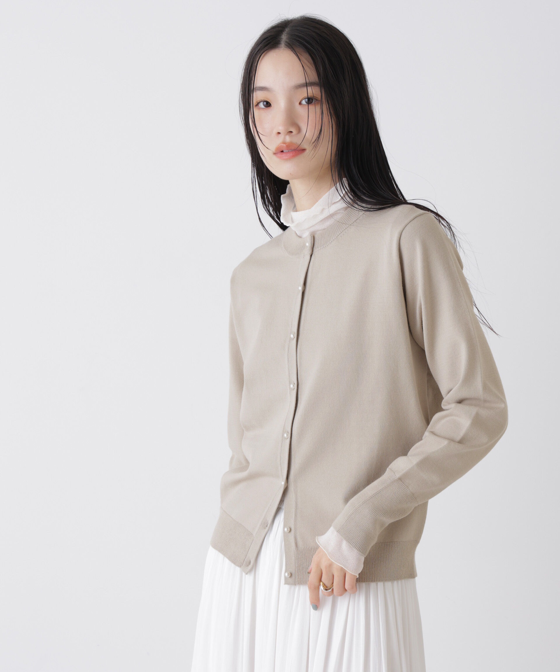 nano･universe「洗濯機洗可バンブーレーヨンニット パールボタンカーディガン」|ニット・セーター|