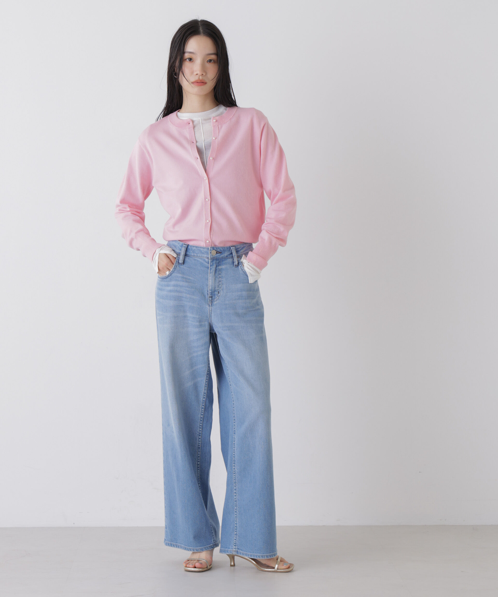 nano･universe「洗濯機洗可バンブーレーヨンニット パールボタンカーディガン」|ニット・セーター|