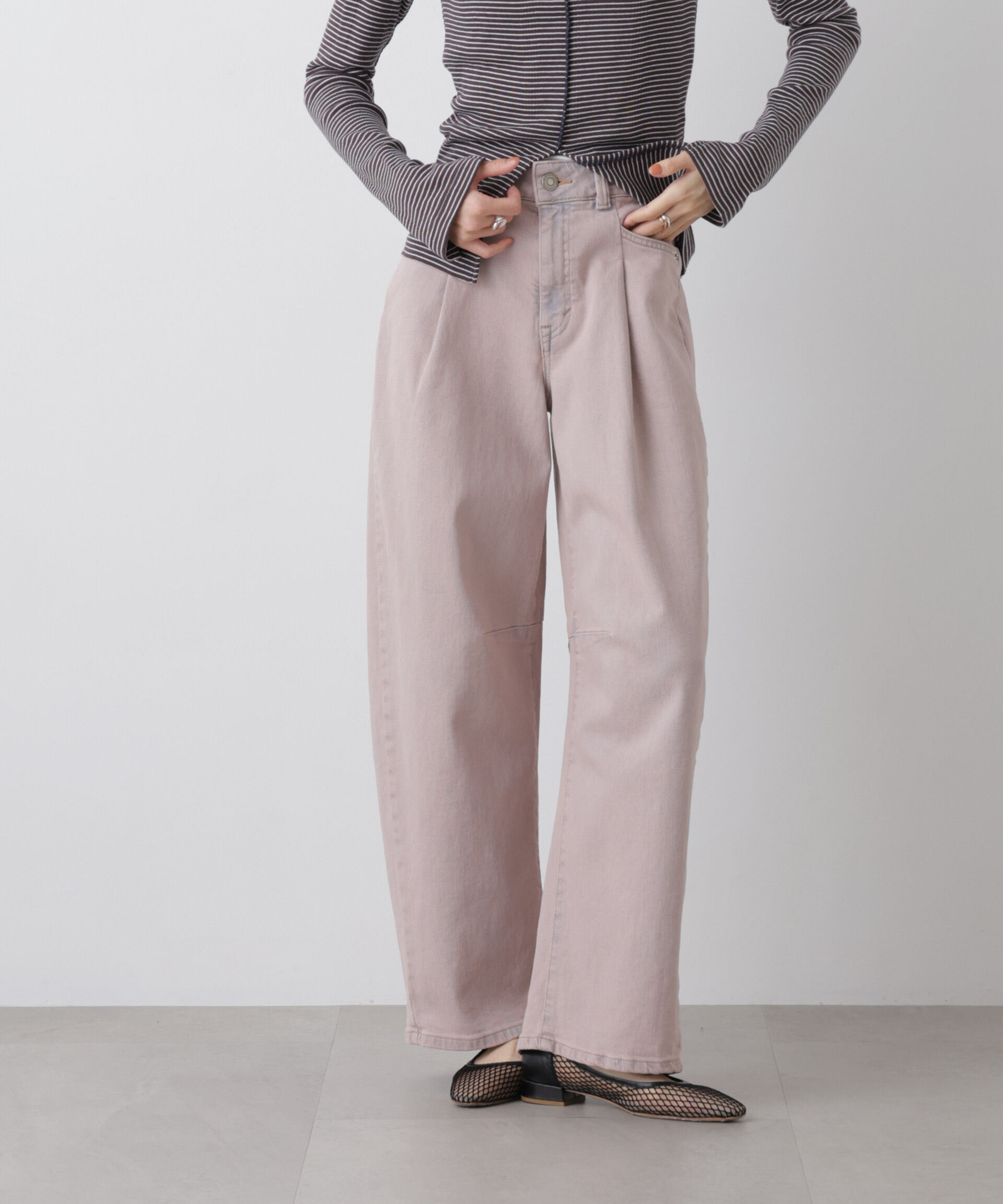 nano･universe「SOMETHING/HANA TUCK CURVE TAPERED」|チノ|