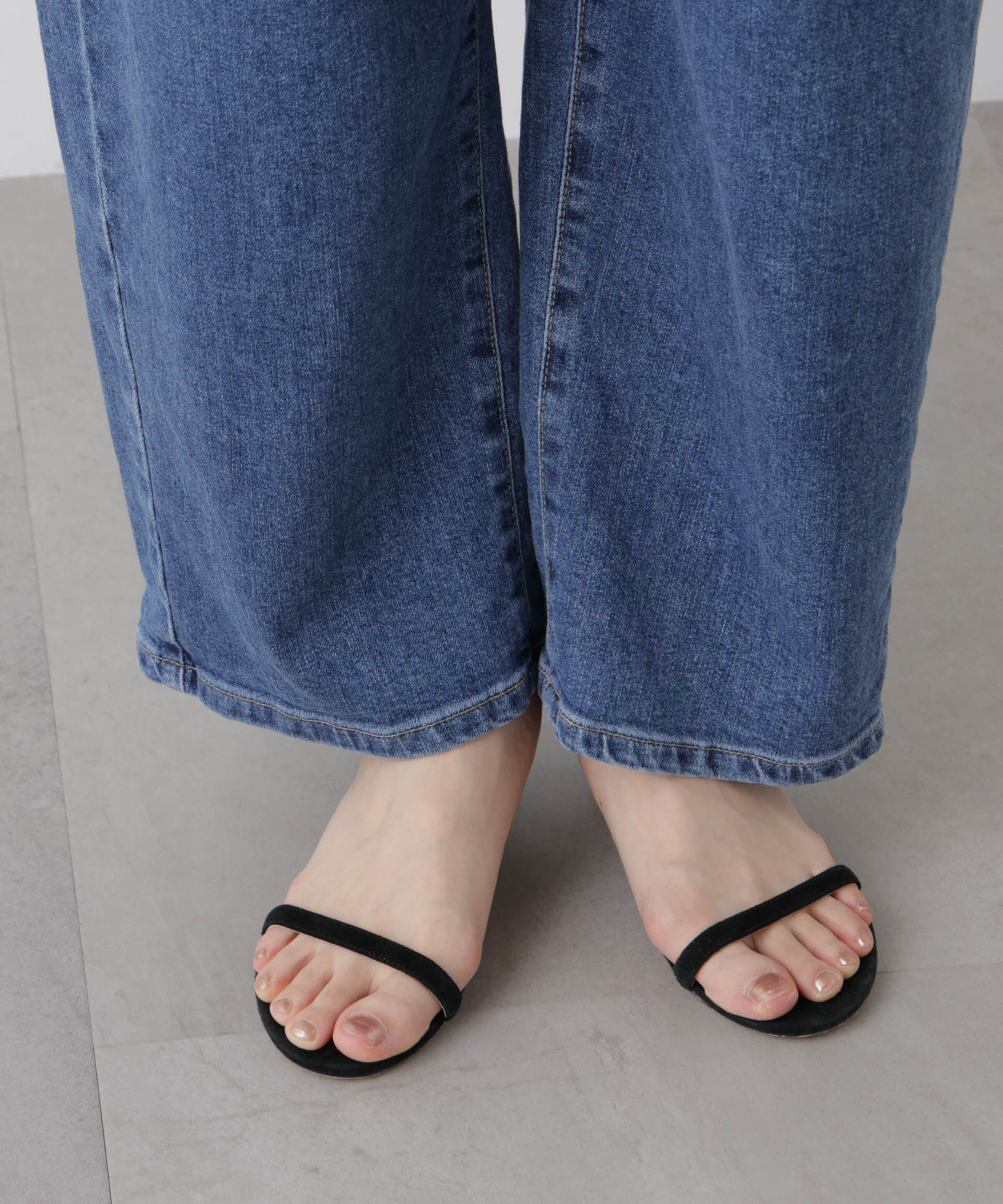 nano･universe「SOMETHING/HANA TUCK CURVE TAPERED」|チノ|