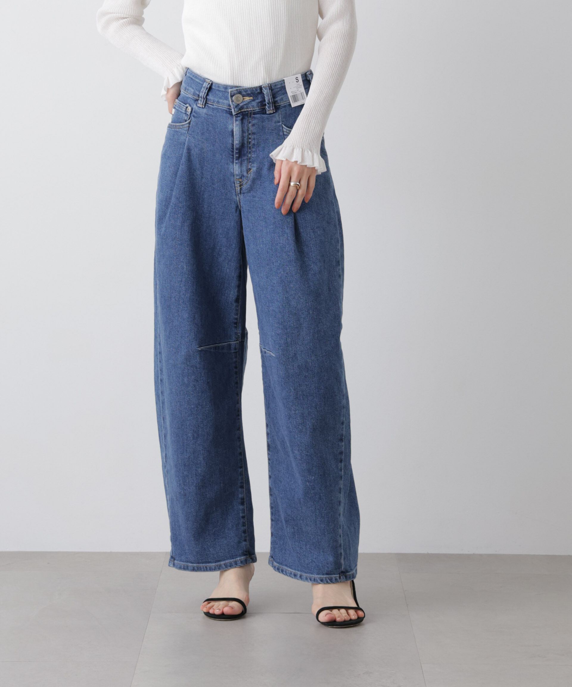 nano･universe「SOMETHING/HANA TUCK CURVE TAPERED」|チノ|