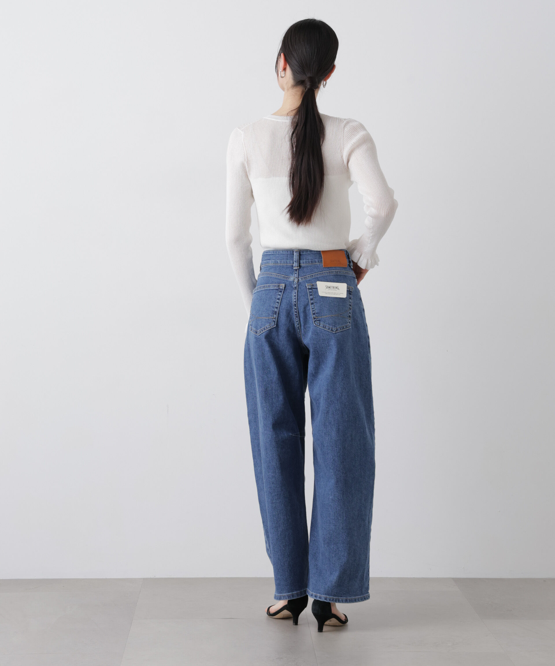 nano･universe「SOMETHING/HANA TUCK CURVE TAPERED」|チノ|