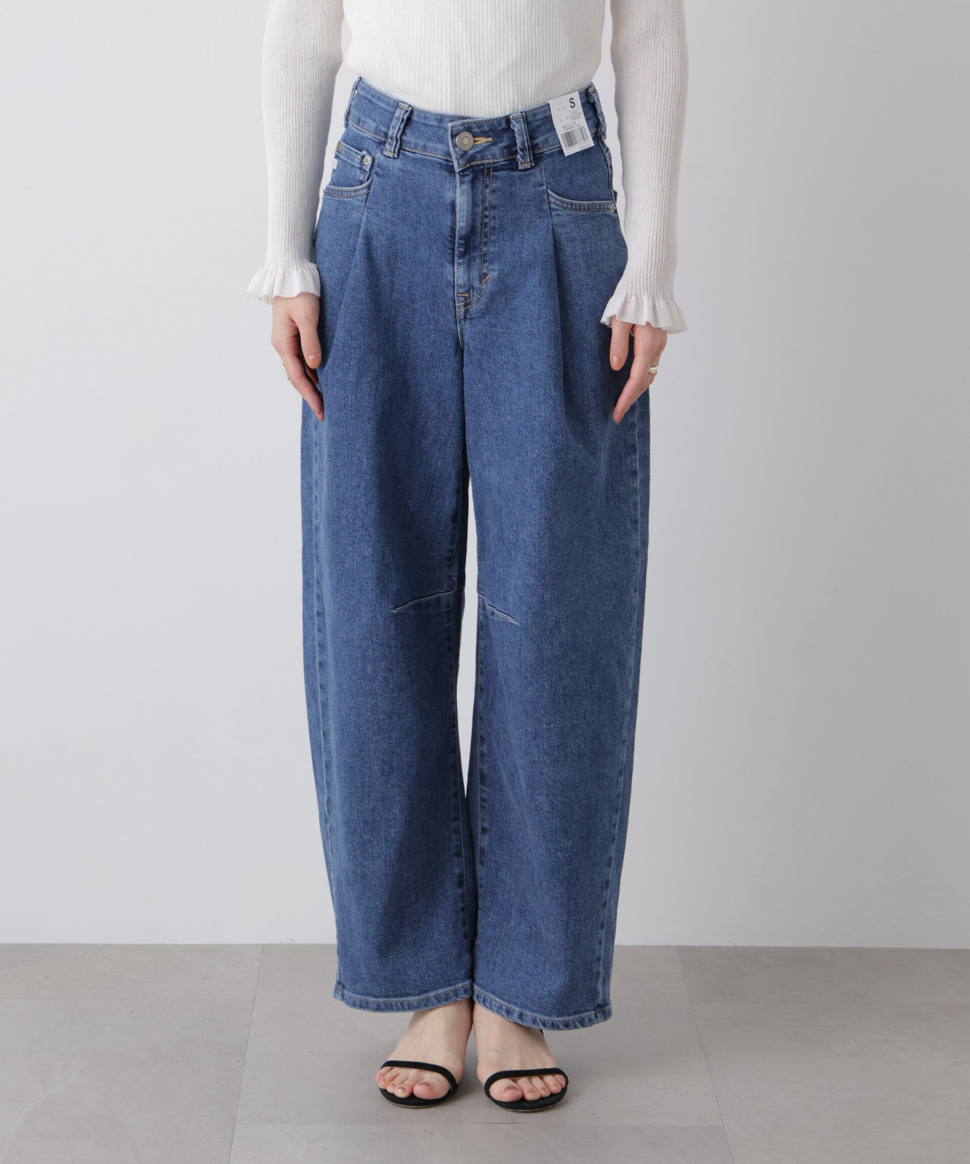 nano･universe「SOMETHING/HANA TUCK CURVE TAPERED」|チノ|