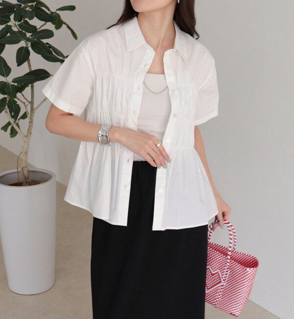 fredy emue「シャーリング半袖シャツ」|シャツ・ブラウス|オフホワイト