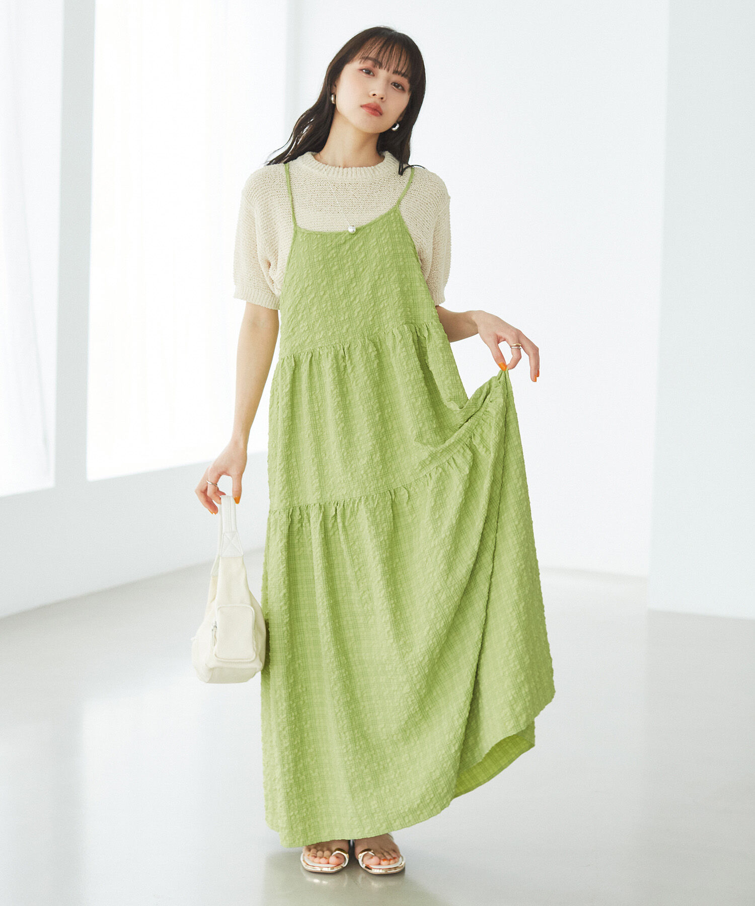 VIS「【洗える】ぽこぽこチェック柄ティアードキャミワンピース」|ワンピース|