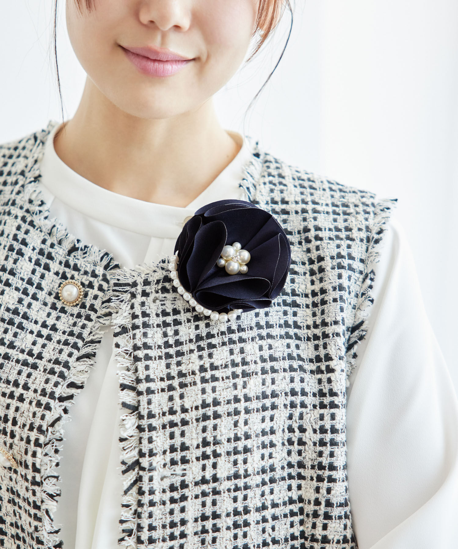 ROPE PICNIC PASSAGE「サテンフラワーパールコサージュ」|ブローチ・コサージュ|