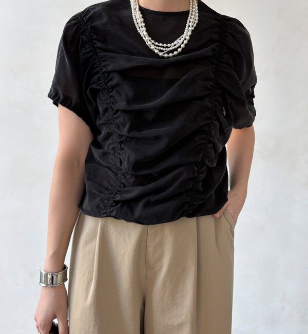  「【WEB限定】キュプラ混シャーリングブラウス」|シャツ・ブラウス|