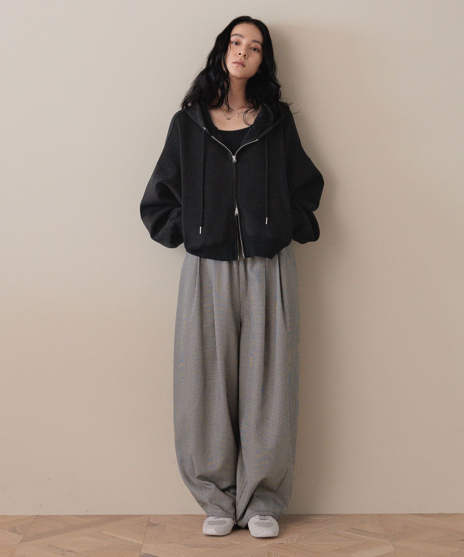 LOWRYS FARM「ＺＩＰショートフーディ」|パーカー|