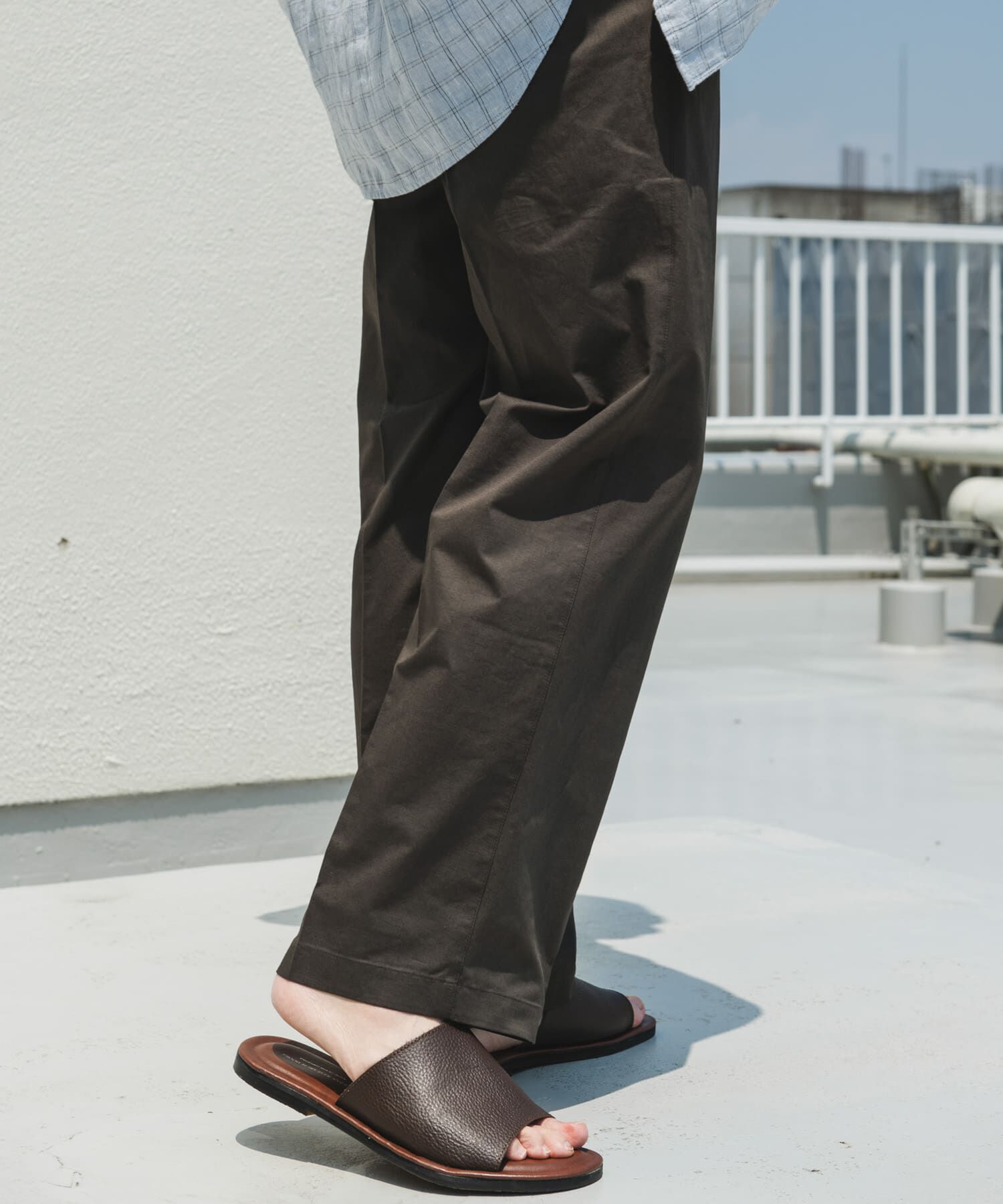 URBAN RESEARCH DOORS「コットンリネンマーセライズライトチノトラウザー」|その他|