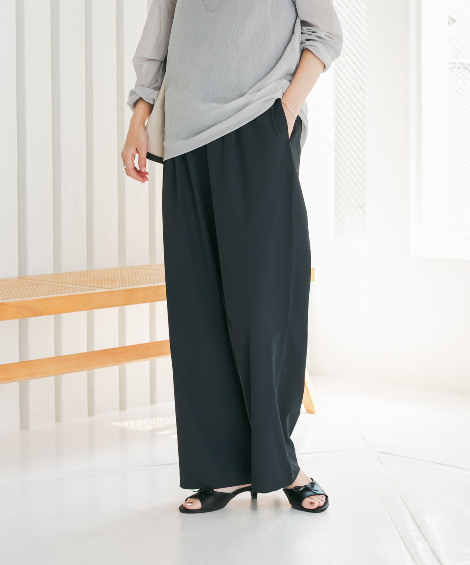 URBAN RESEARCH DOORS「『仁村紗和さん着用』『UR TECH』サマシェアストレートイージーパンツ」|その他|