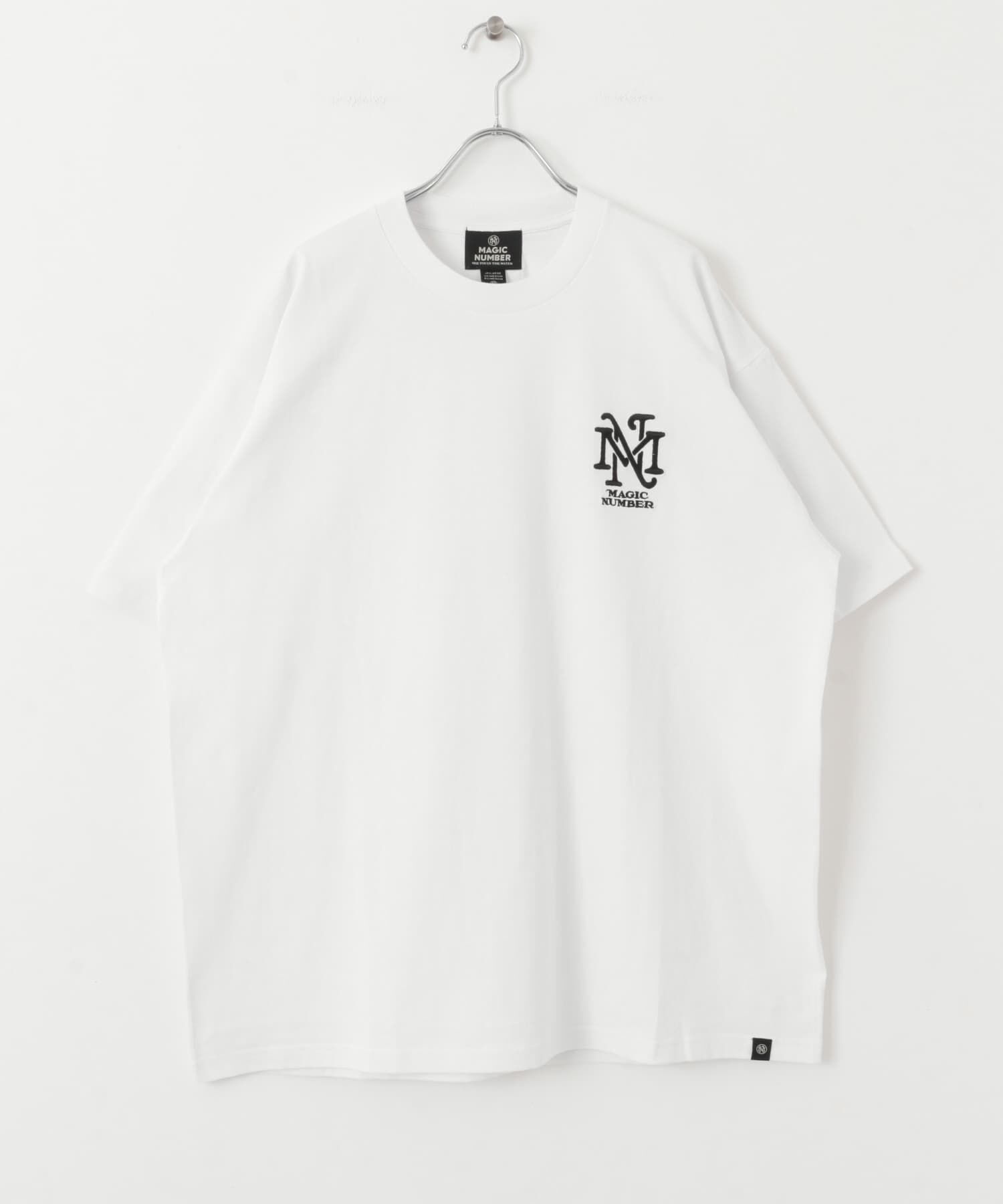 Sonny Label 「MAGIC NUMBER　EMBLEM T-SHIRTS」|Tシャツ・カットソー|