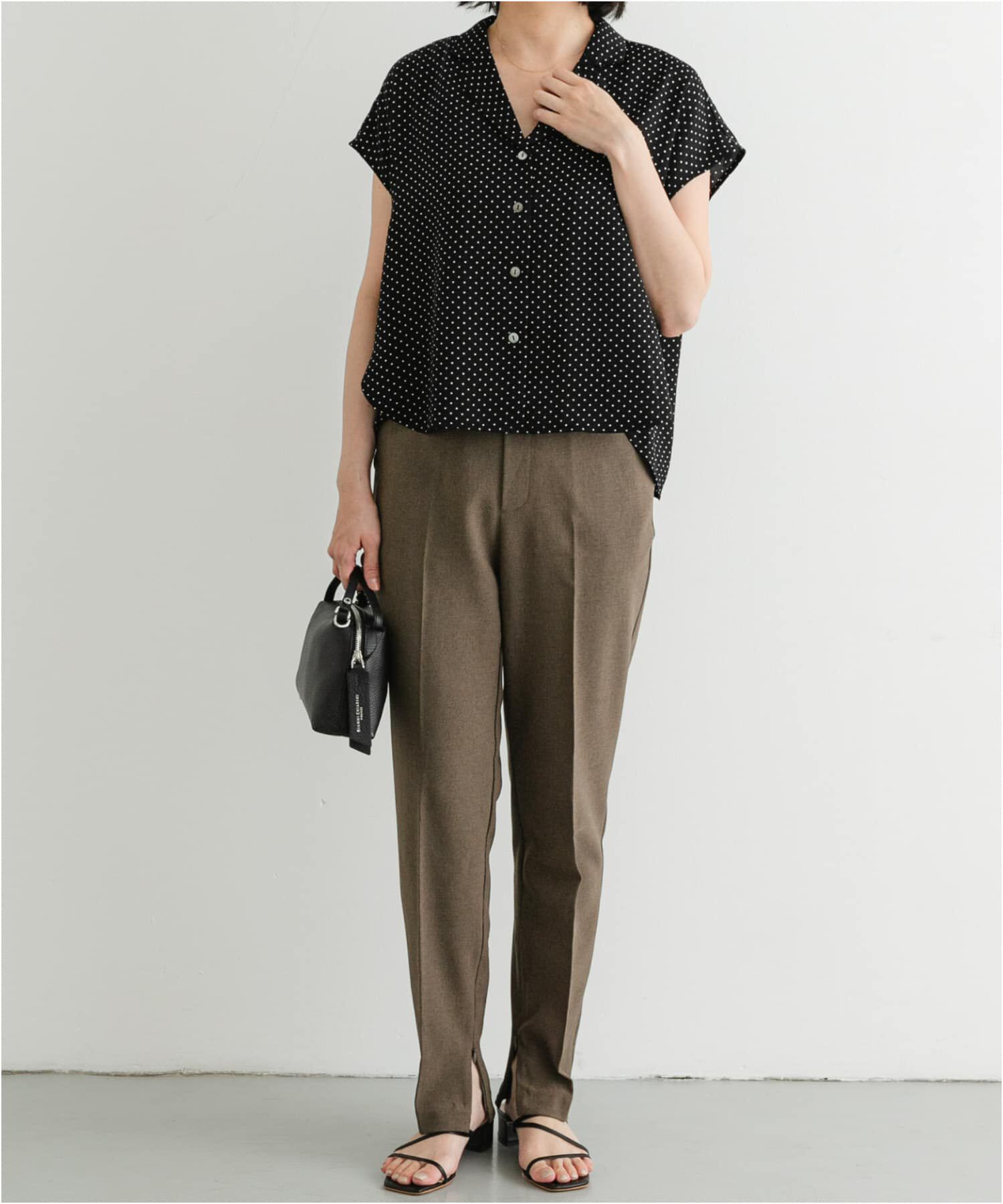 URBAN RESEARCH ROSSO「『UR TECH DRYLUXE』F by ROSSO　センタープレスストレートパンツ」|その他|