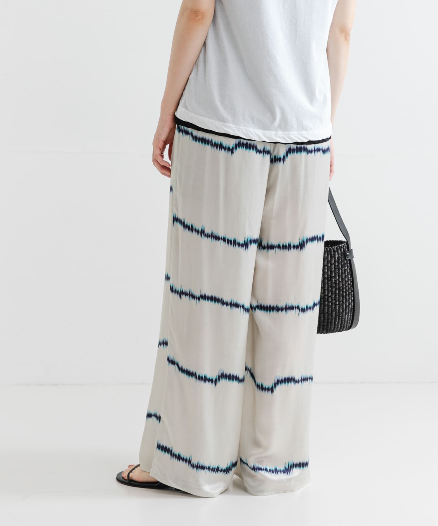 URBAN RESEARCH「『2サイズ展開』シルクミックスボーダープリントパンツ」|その他|