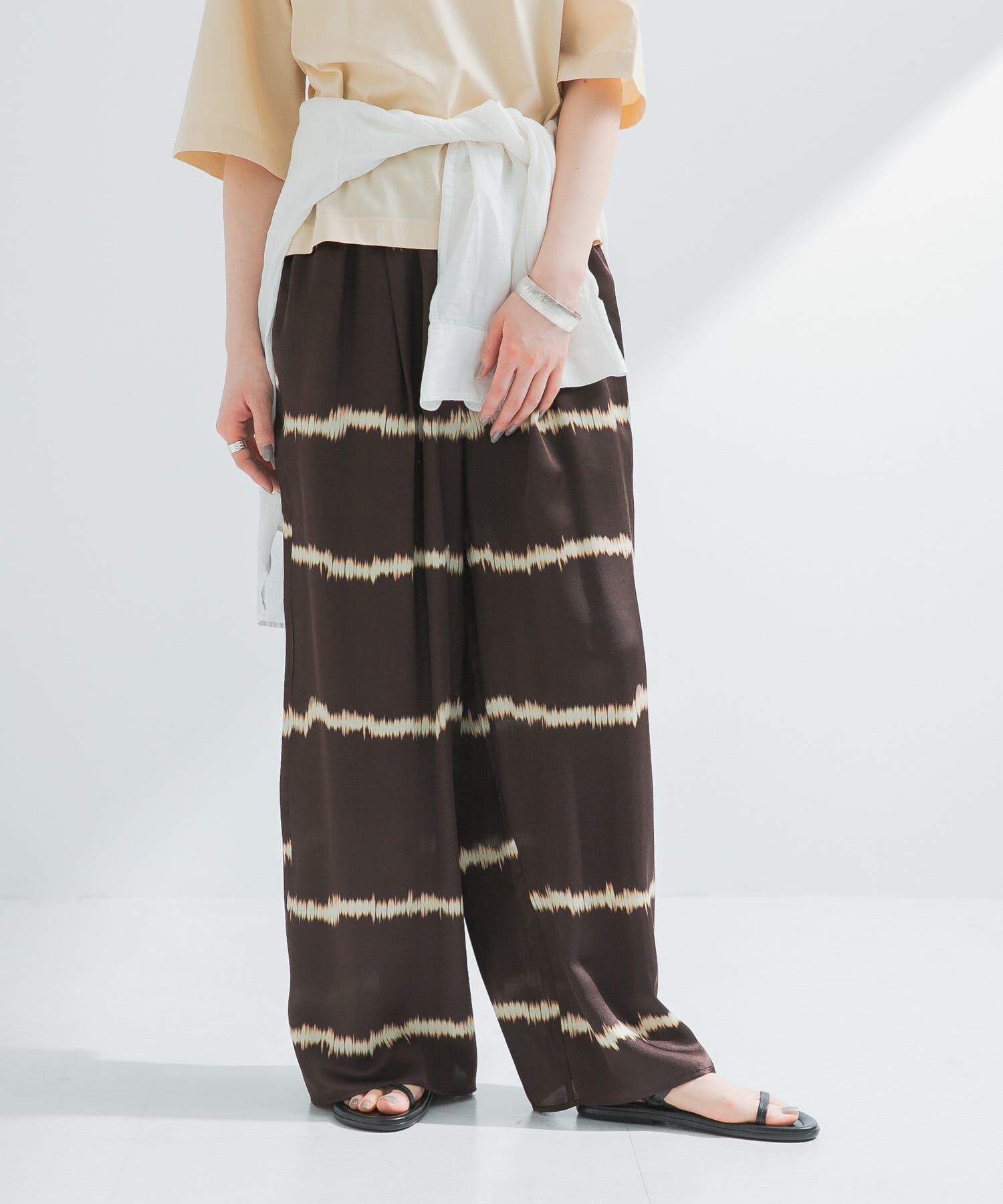 URBAN RESEARCH「『2サイズ展開』シルクミックスボーダープリントパンツ」|その他|