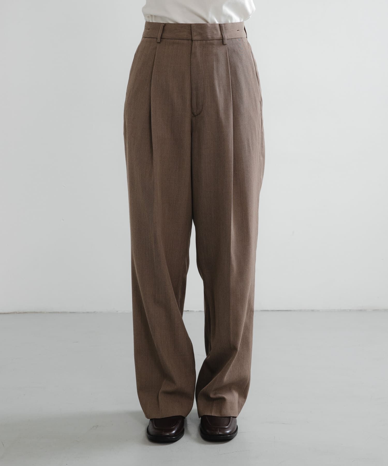 URBAN RESEARCH「new basic　WOOL TWILL SLACKS PANTS」|その他|