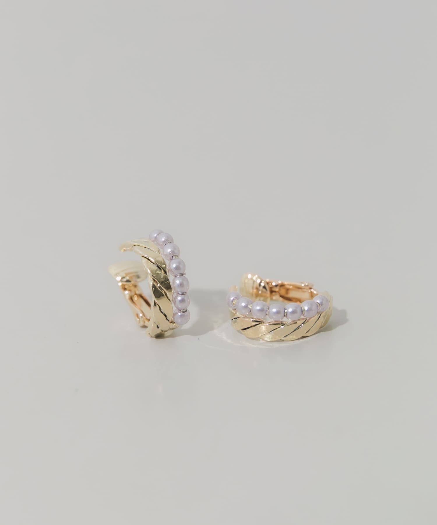 SMELLY「パールラインイヤリング」|イヤリング|