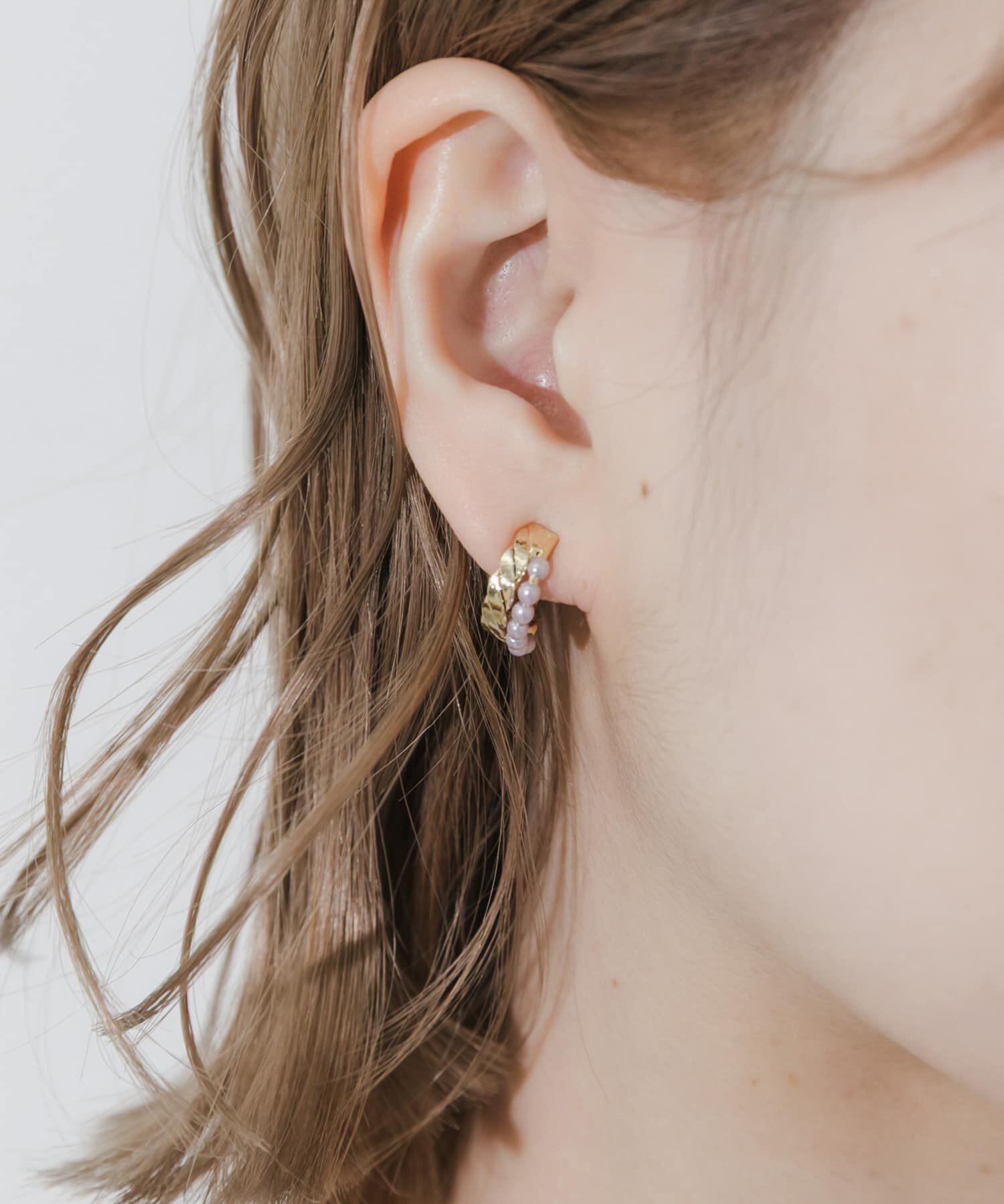 SMELLY「パールラインイヤリング」|イヤリング|