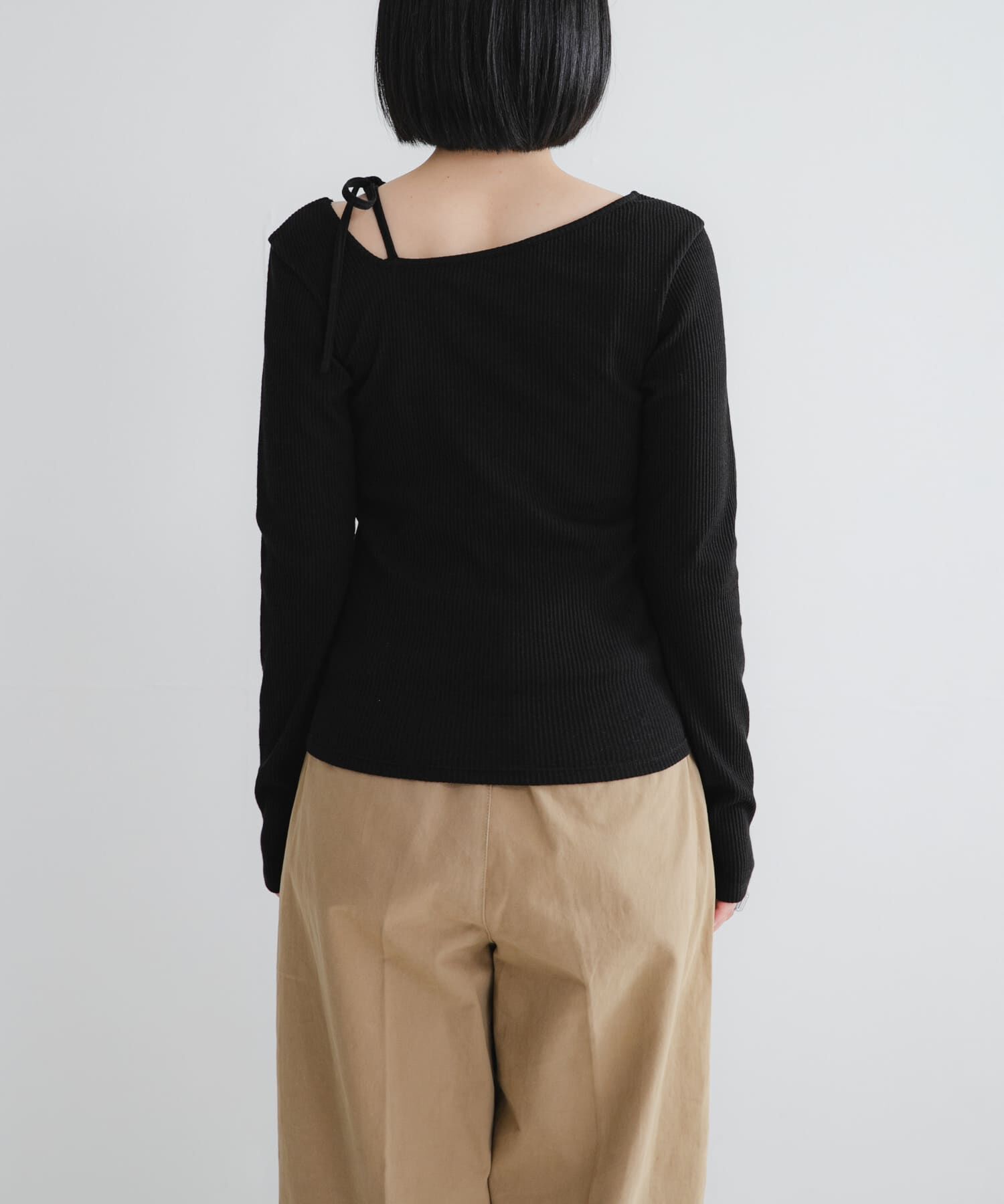 URBAN RESEARCH「カットアウトリボントップス」|Tシャツ・カットソー|