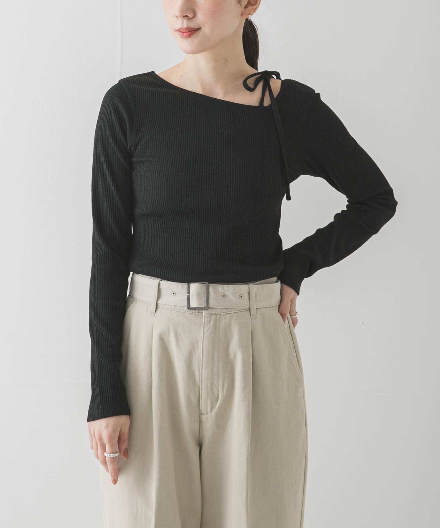 URBAN RESEARCH「カットアウトリボントップス」|Tシャツ・カットソー|