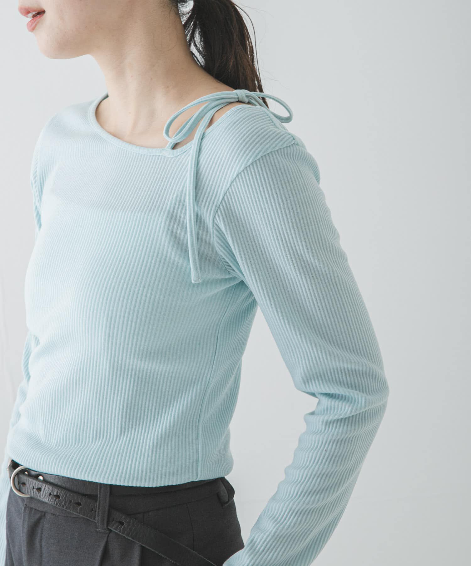 URBAN RESEARCH「カットアウトリボントップス」|Tシャツ・カットソー|