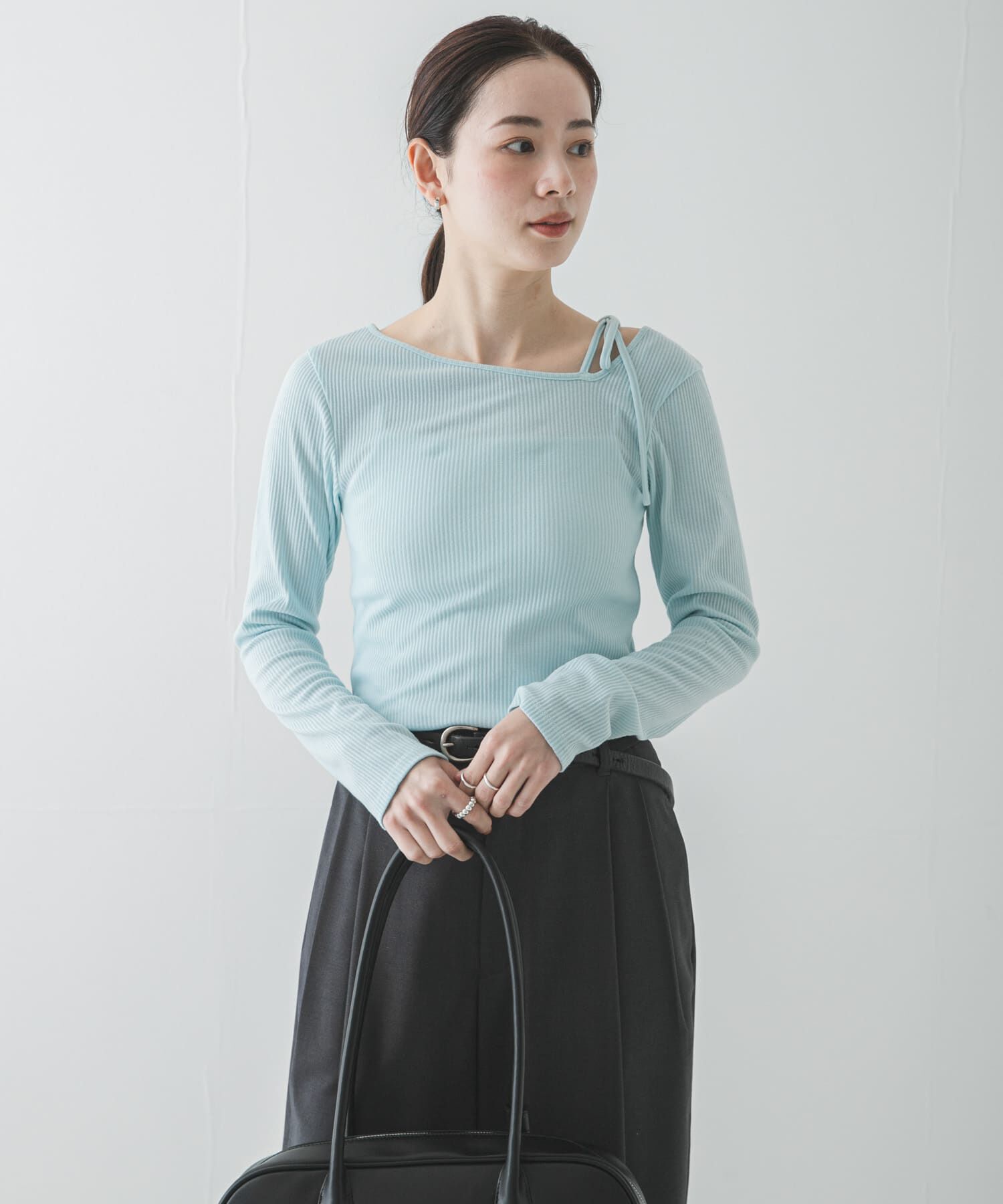 URBAN RESEARCH「カットアウトリボントップス」|Tシャツ・カットソー|