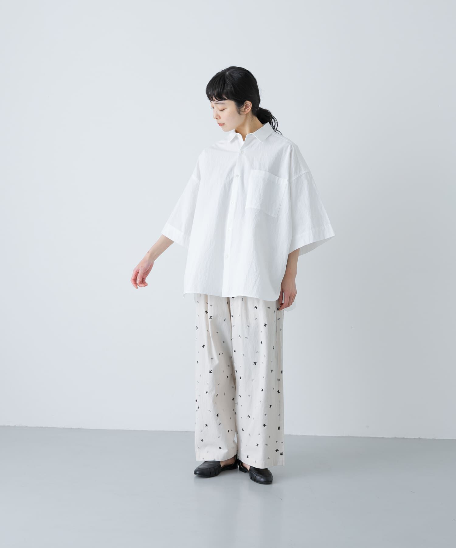 かぐれ「ツバメ刺繍イージーパンツ」|その他|