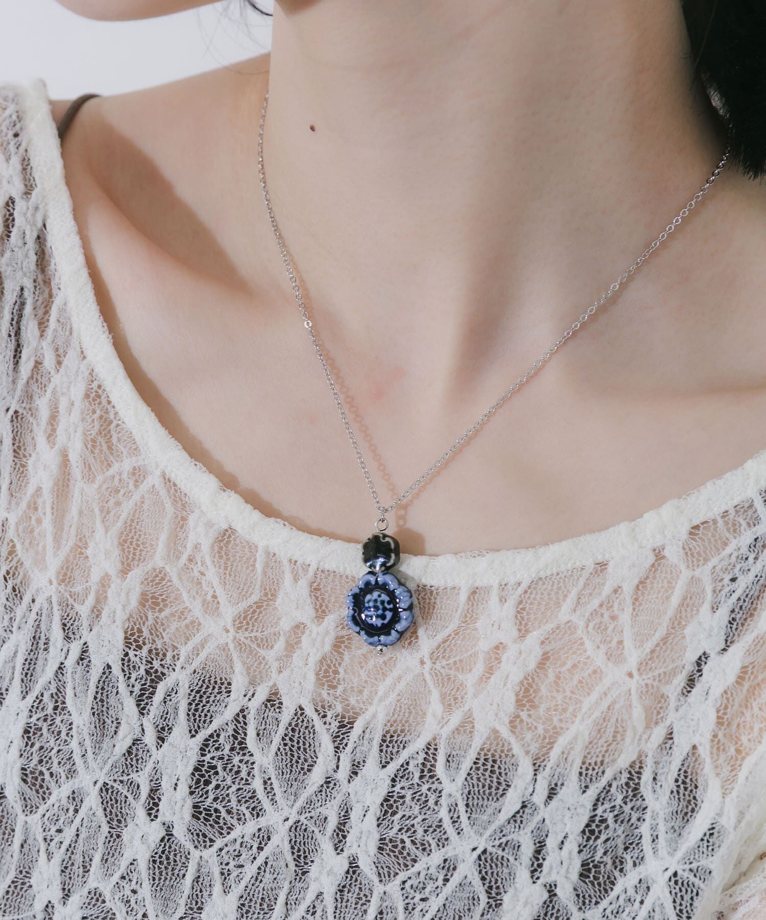 SMELLY「フラワーモチーフトップネックレス」|ネックレス|