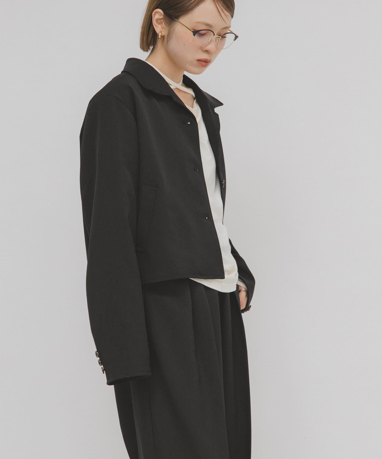  「コンパクトBOXジャケット」|ノーカラーコート|