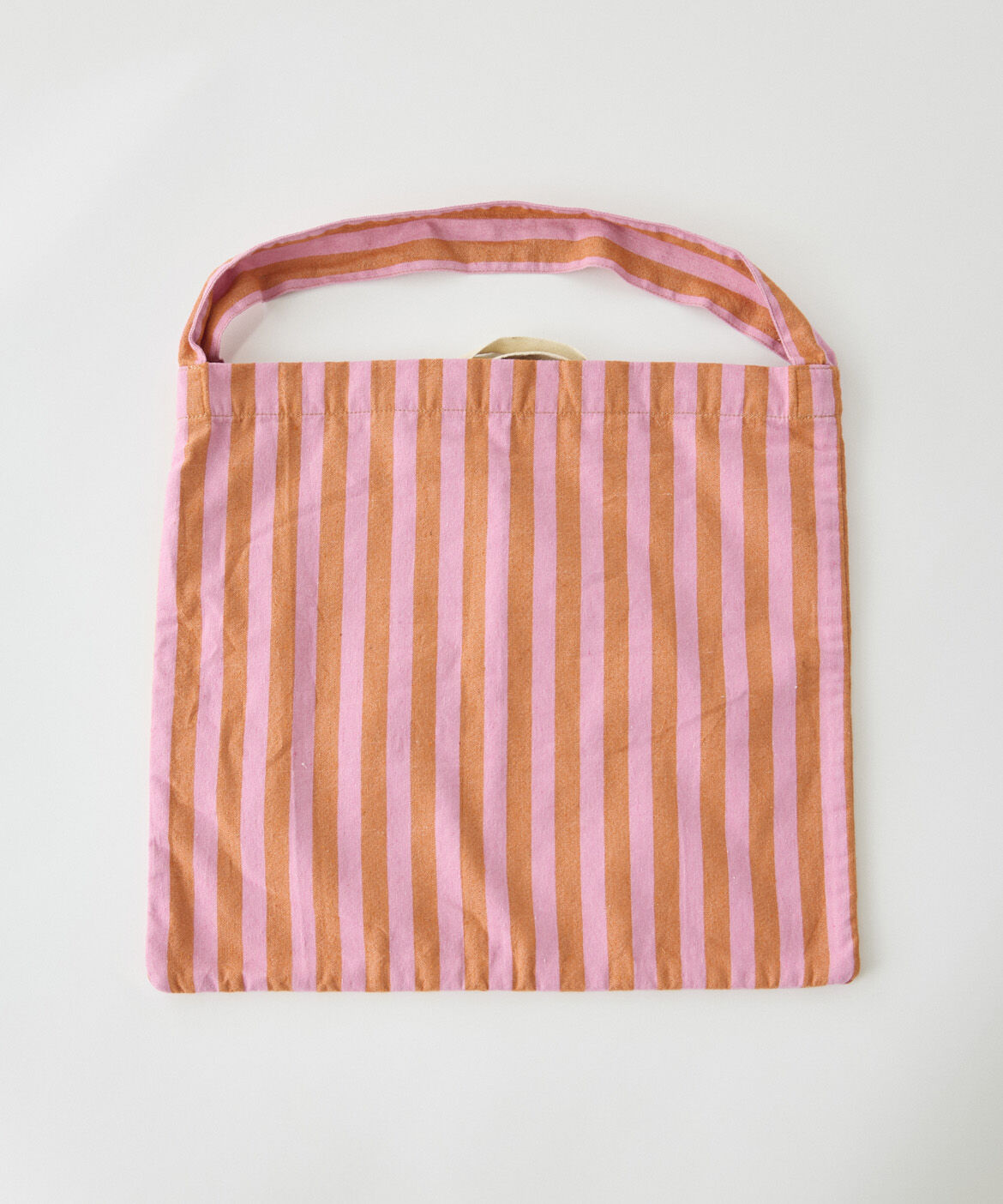 DAY by DAY it&rsquo;s international「ストライプファブリックワンショルダーバッグ《beej》」|その他|