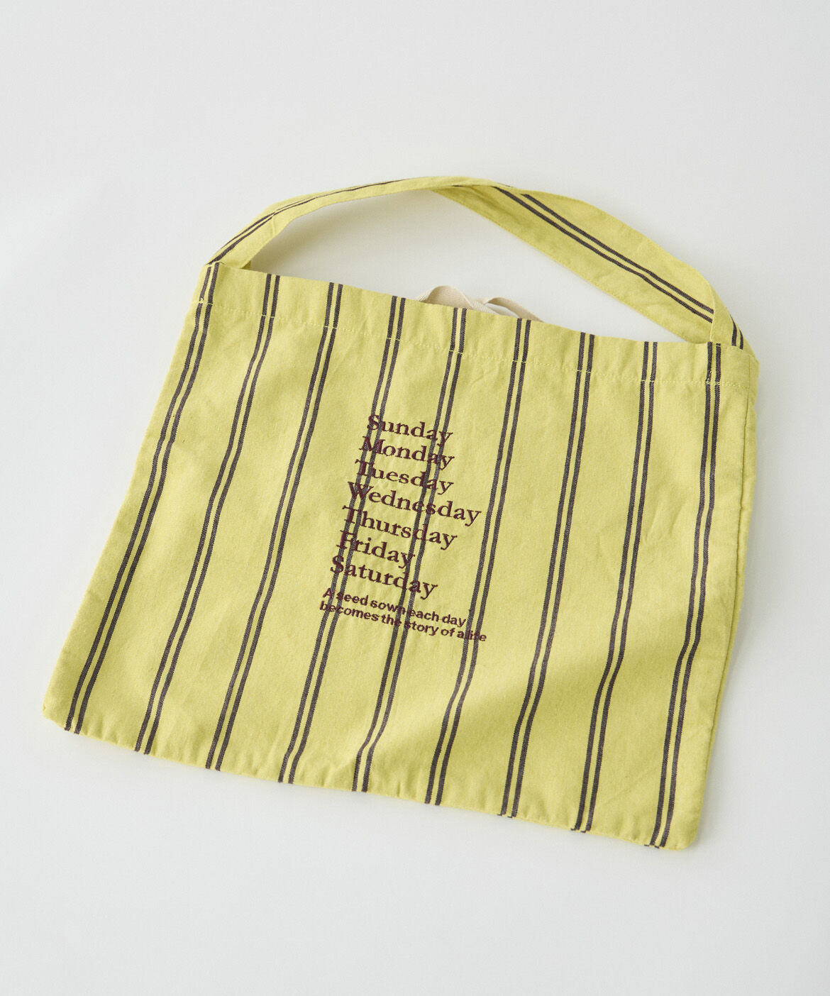 DAY by DAY it&rsquo;s international「ストライプファブリックワンショルダーバッグ《beej》」|その他|