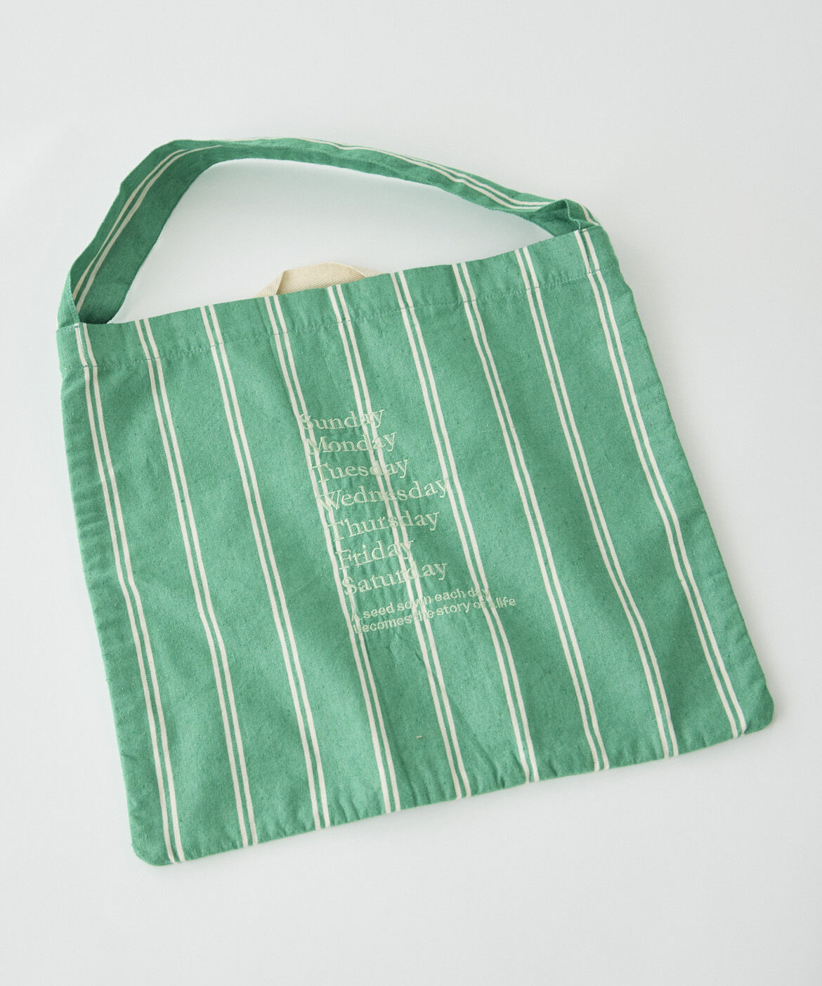 DAY by DAY it&rsquo;s international「ストライプファブリックワンショルダーバッグ《beej》」|その他|キミドリ1