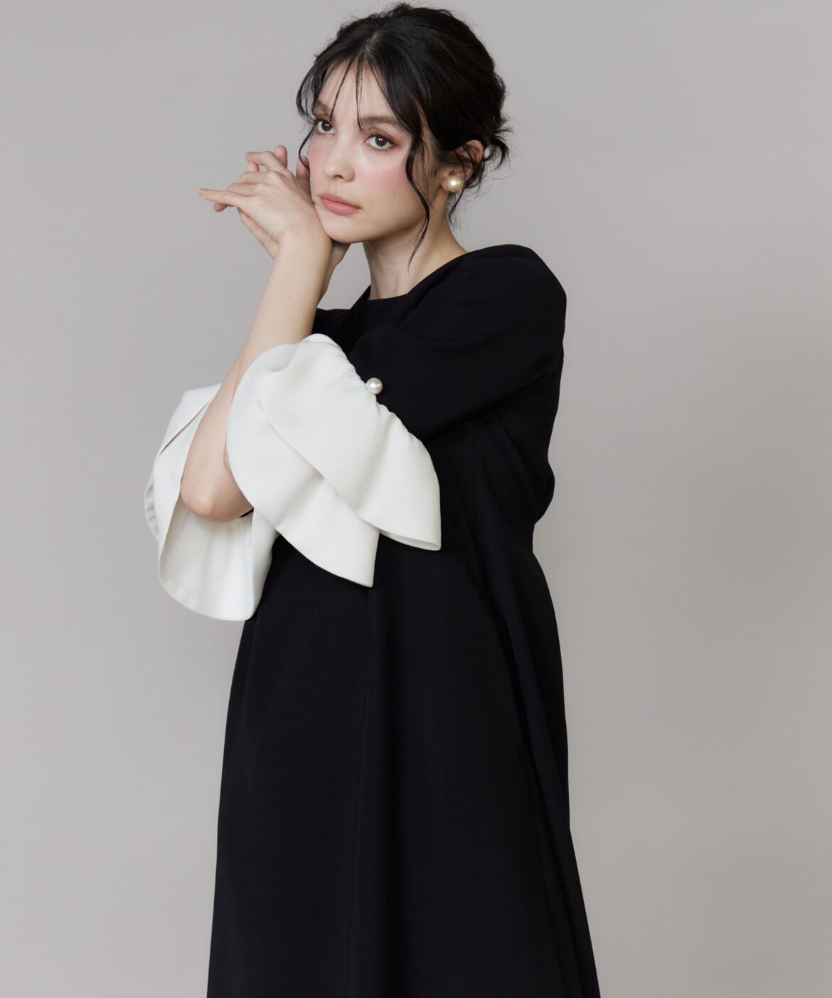 Maglie le cassetto「《M Maglie le cassetto》袖フリルフレアワンピース」|ワンピース|ブラック